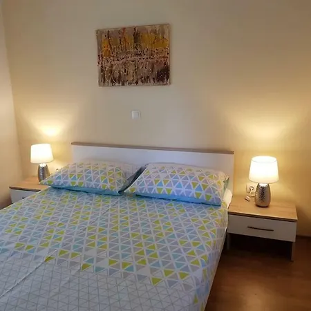 Holiday House D&g VeliGolji